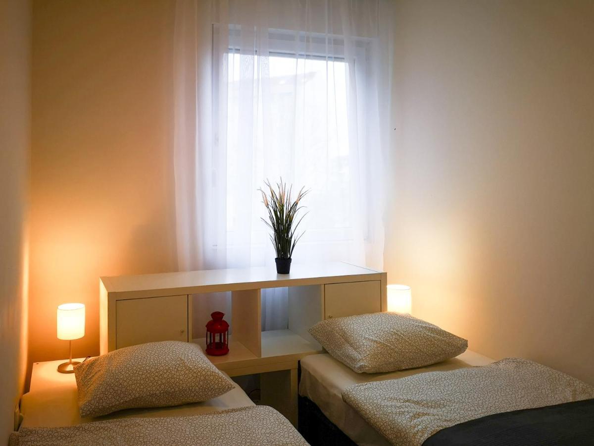 Filinhome Supljikca Suite Novi Sad Buitenkant foto